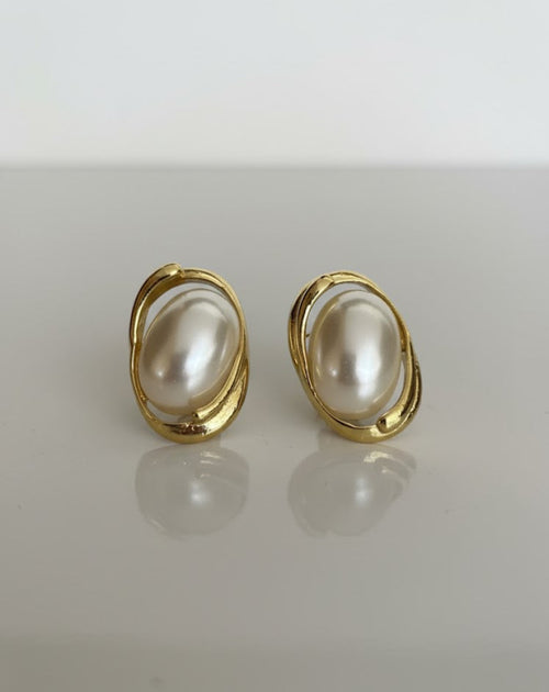 Elegant Gold-Tone Stainless Steel Pearl Earrings